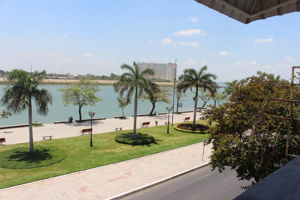 River Star Hotel Phnom Penh Dış mekan fotoğraf